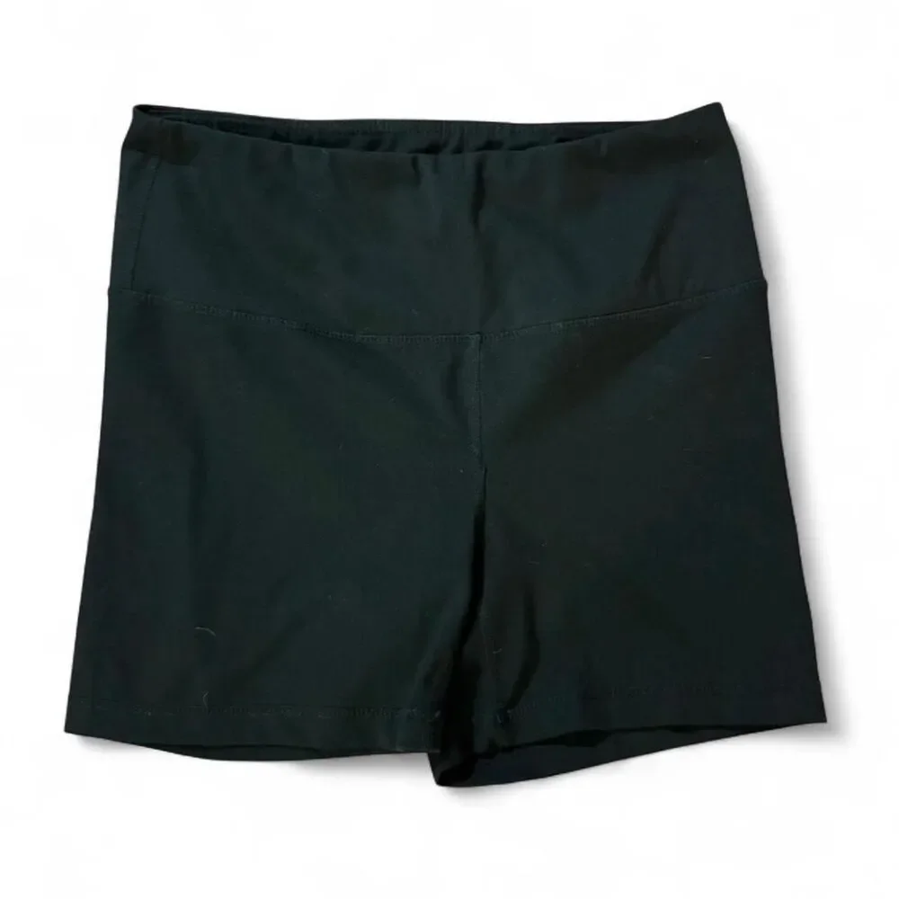 Yogalicious Women's Black and Burgundy Shorts